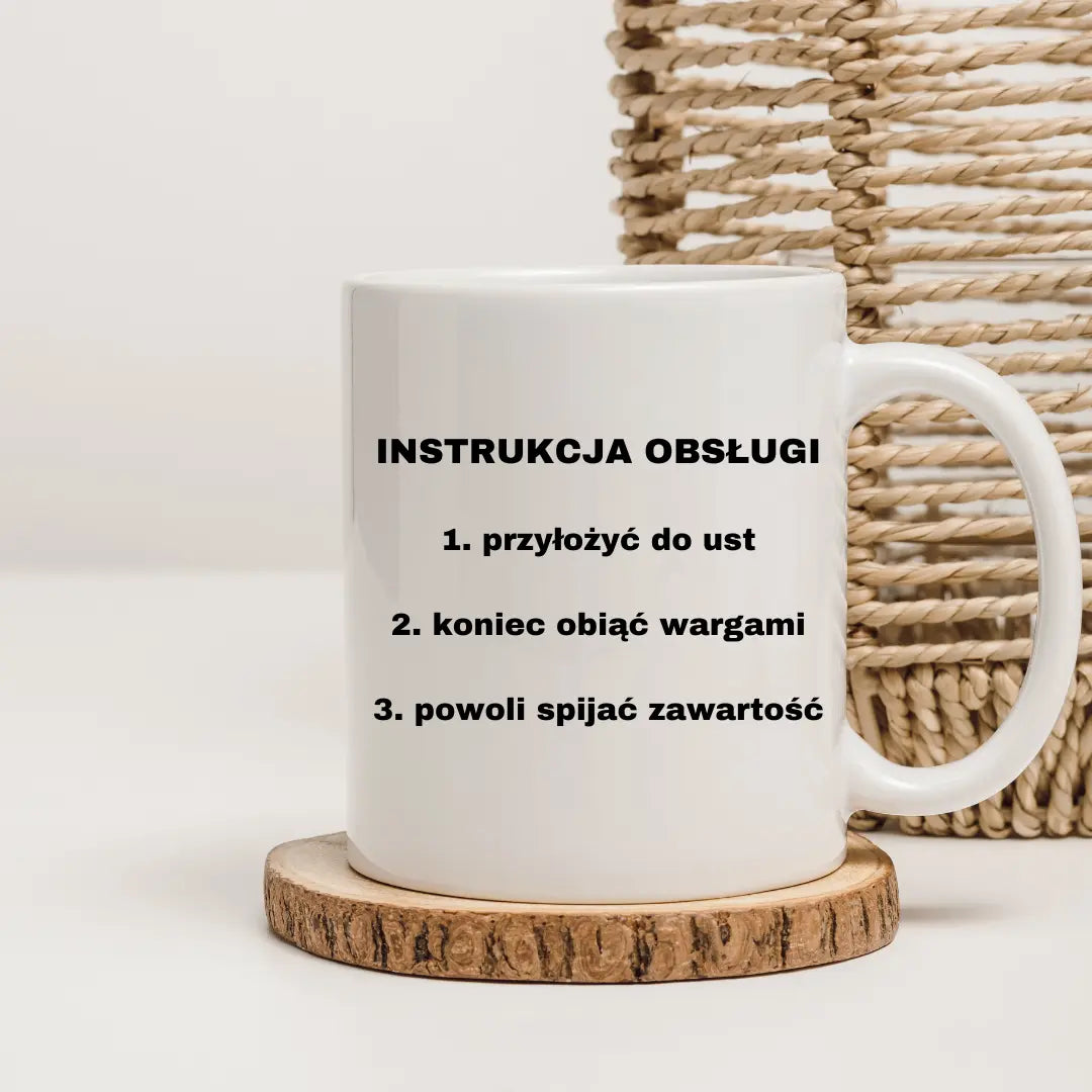  Kubek z romantyczną grafiką i imionami – idealny na Walentynki